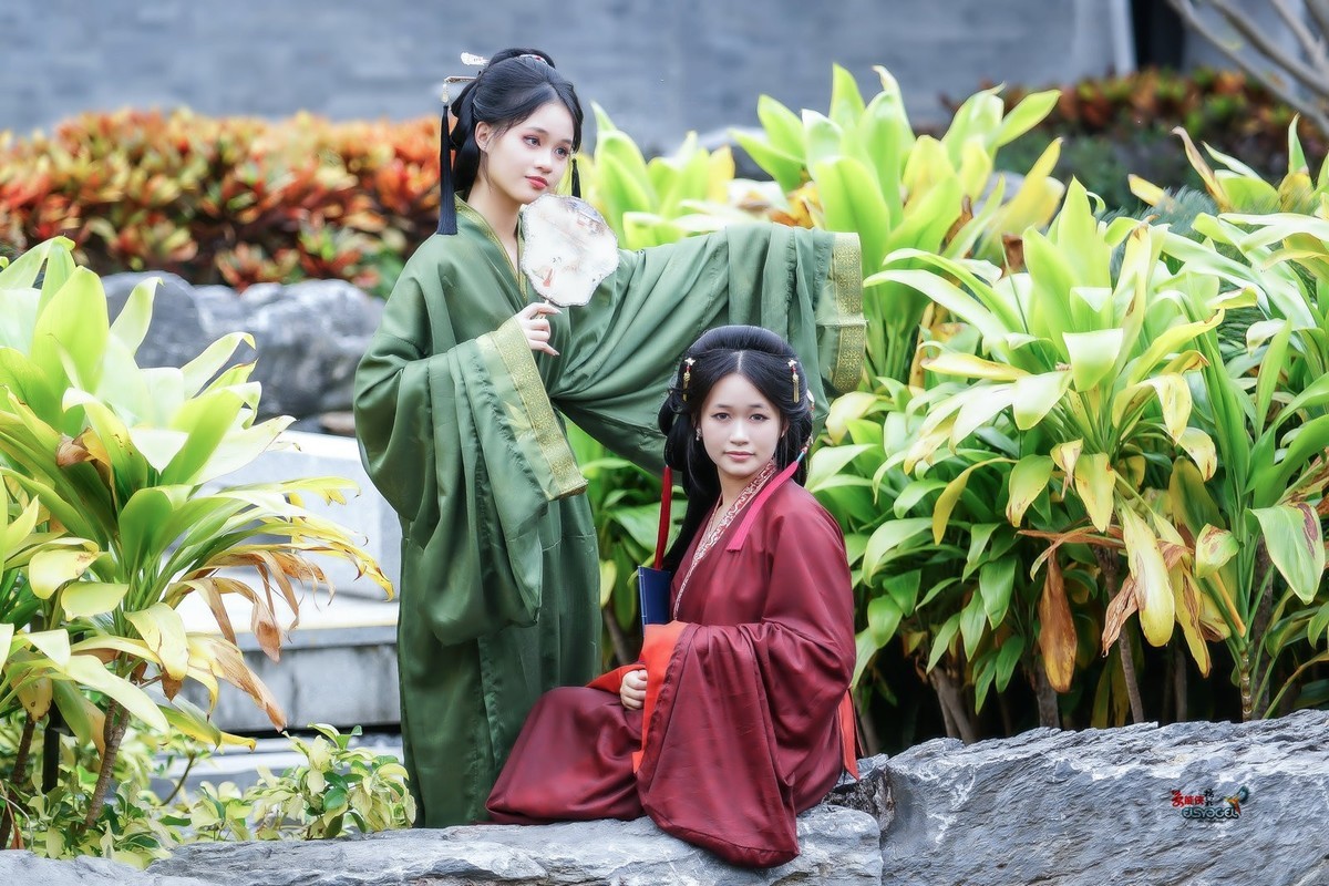 【战国袍姐妹花】---蕴岚、筱婷
