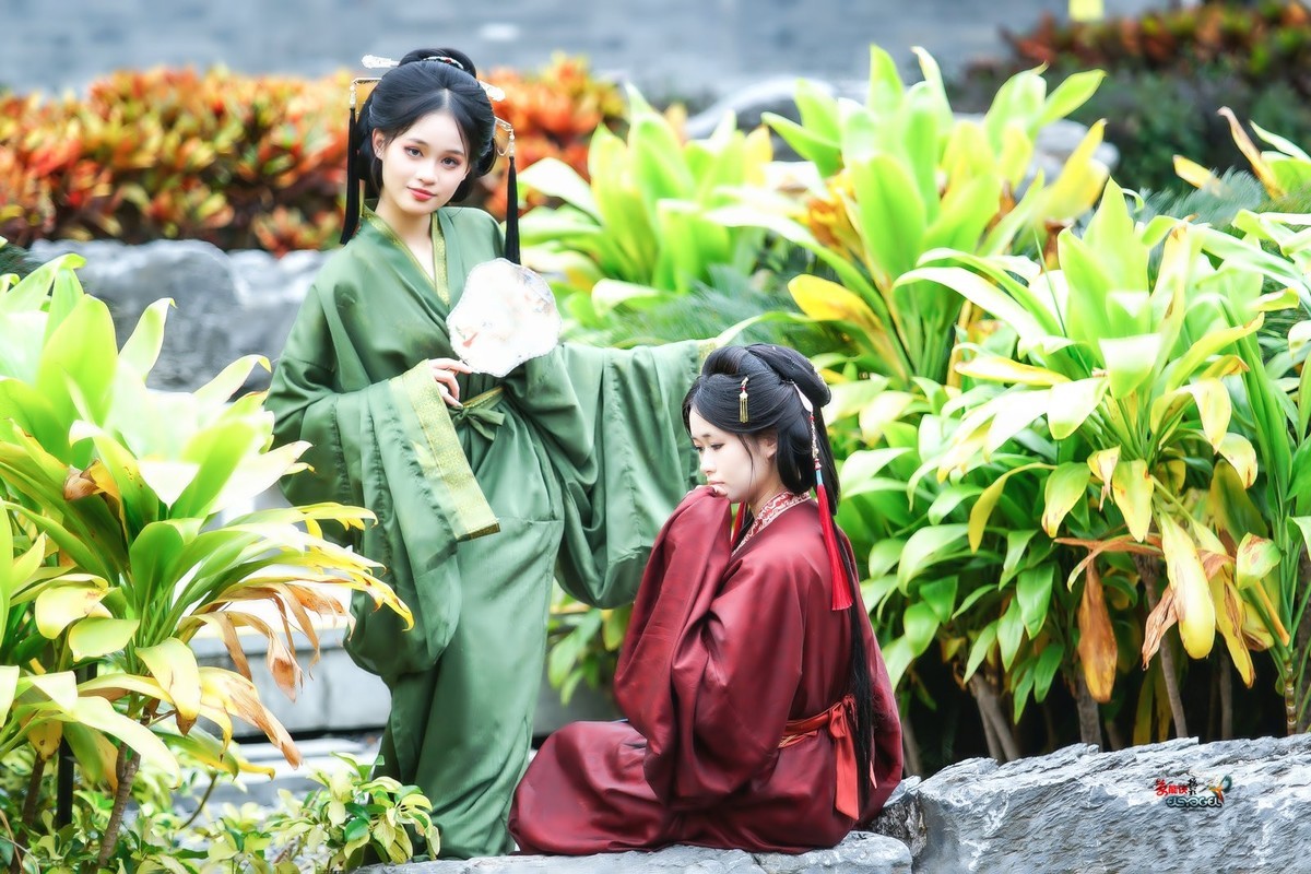 【战国袍姐妹花】---蕴岚、筱婷