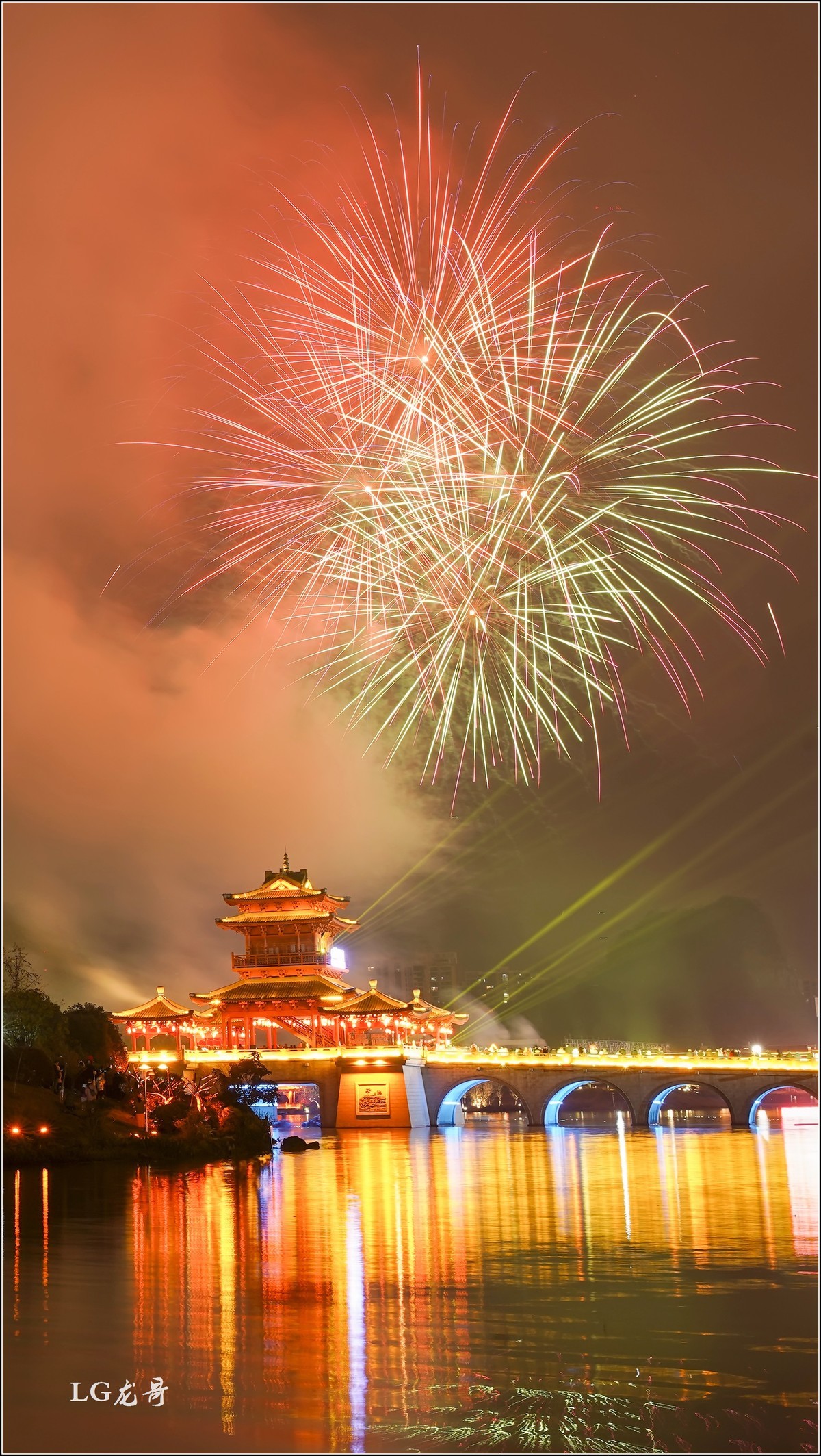 2023年元宵节桂林（临桂区）“玉兔临春闹元宵”大型焰火秀