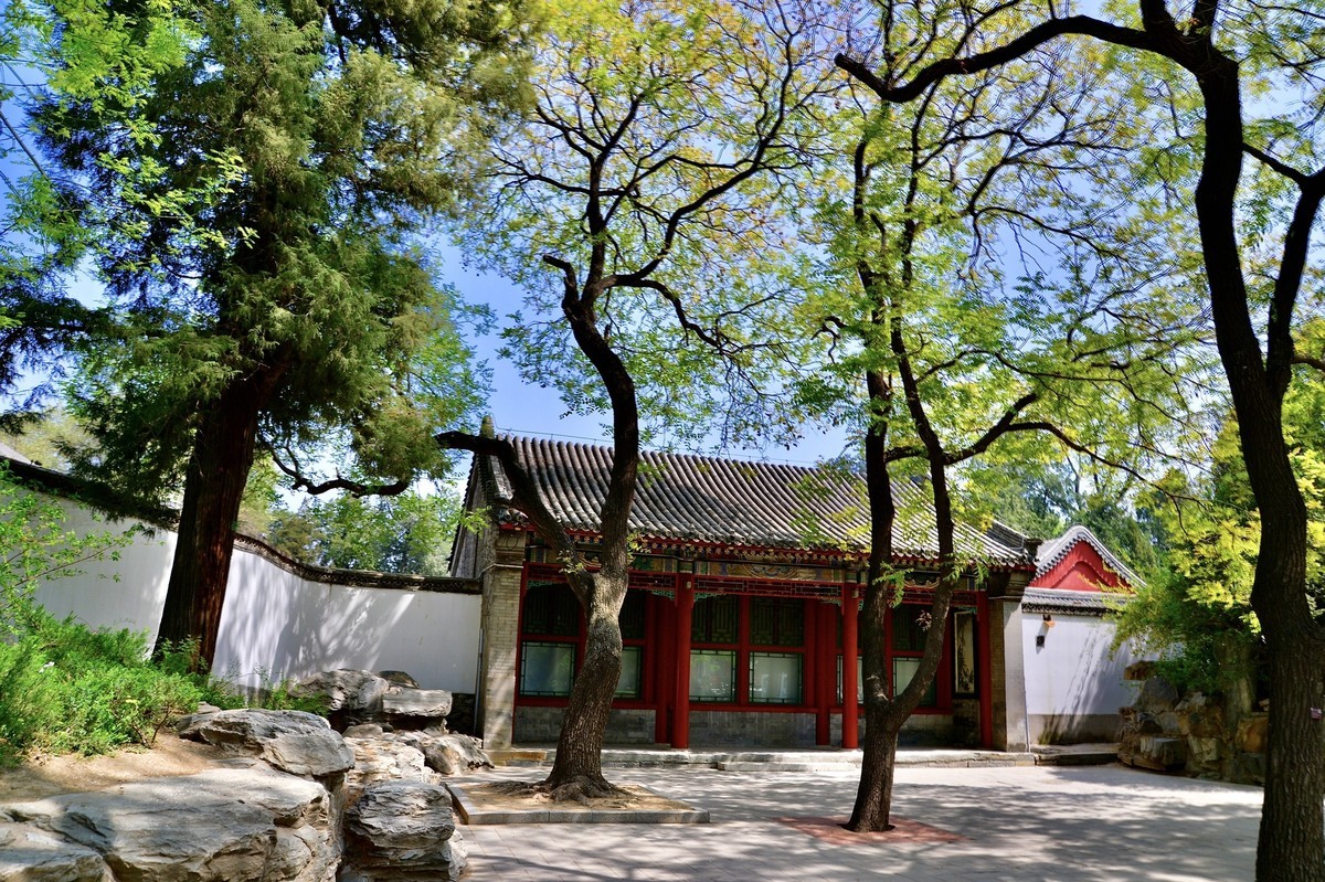 北海公园僻静之处----画舫斋、濠濮间