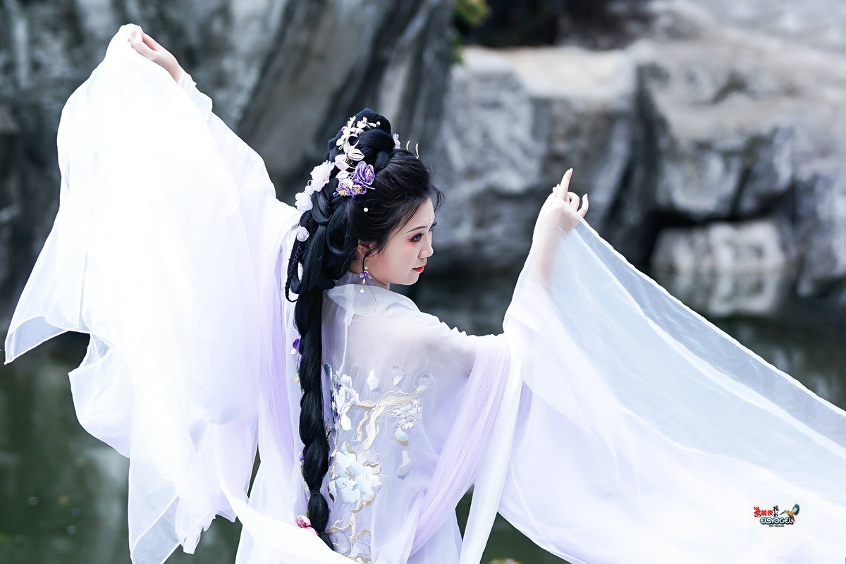 【蝶梦霓裳】--- 南阳