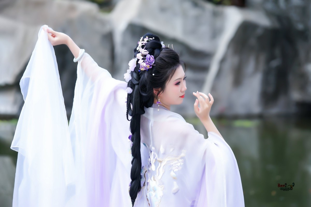 【蝶梦霓裳】--- 南阳