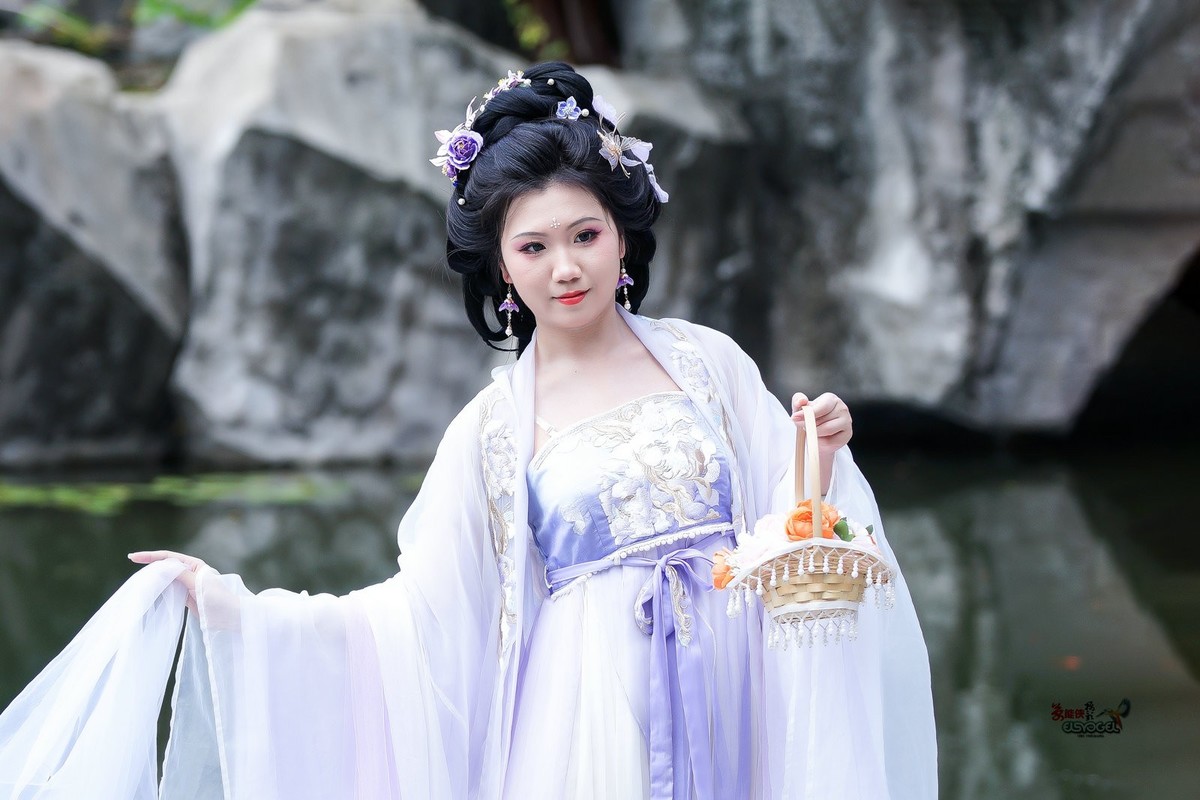 【蝶梦霓裳】--- 南阳