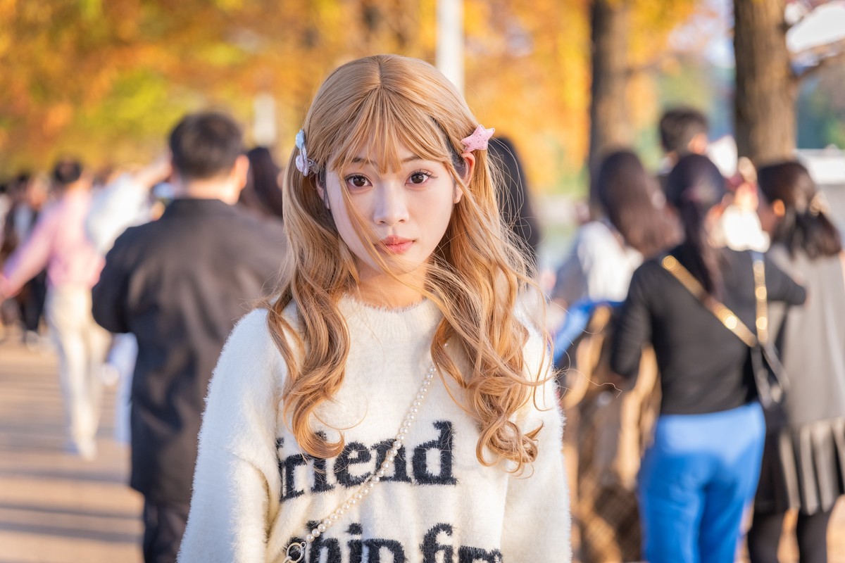 暖冬时节，长沙烈士公园水杉大道蹭拍小美女（z24-120f/4s）