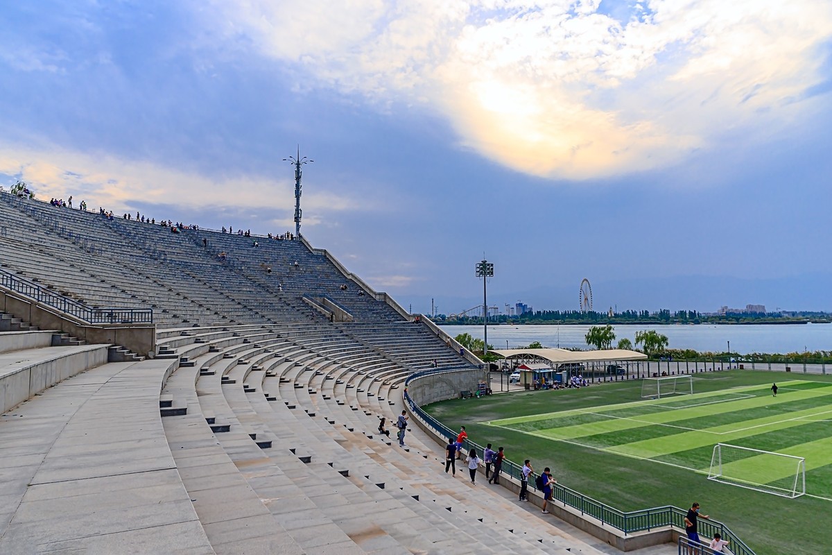 旅游记录 ：宁夏 · 银川 · 览山公园