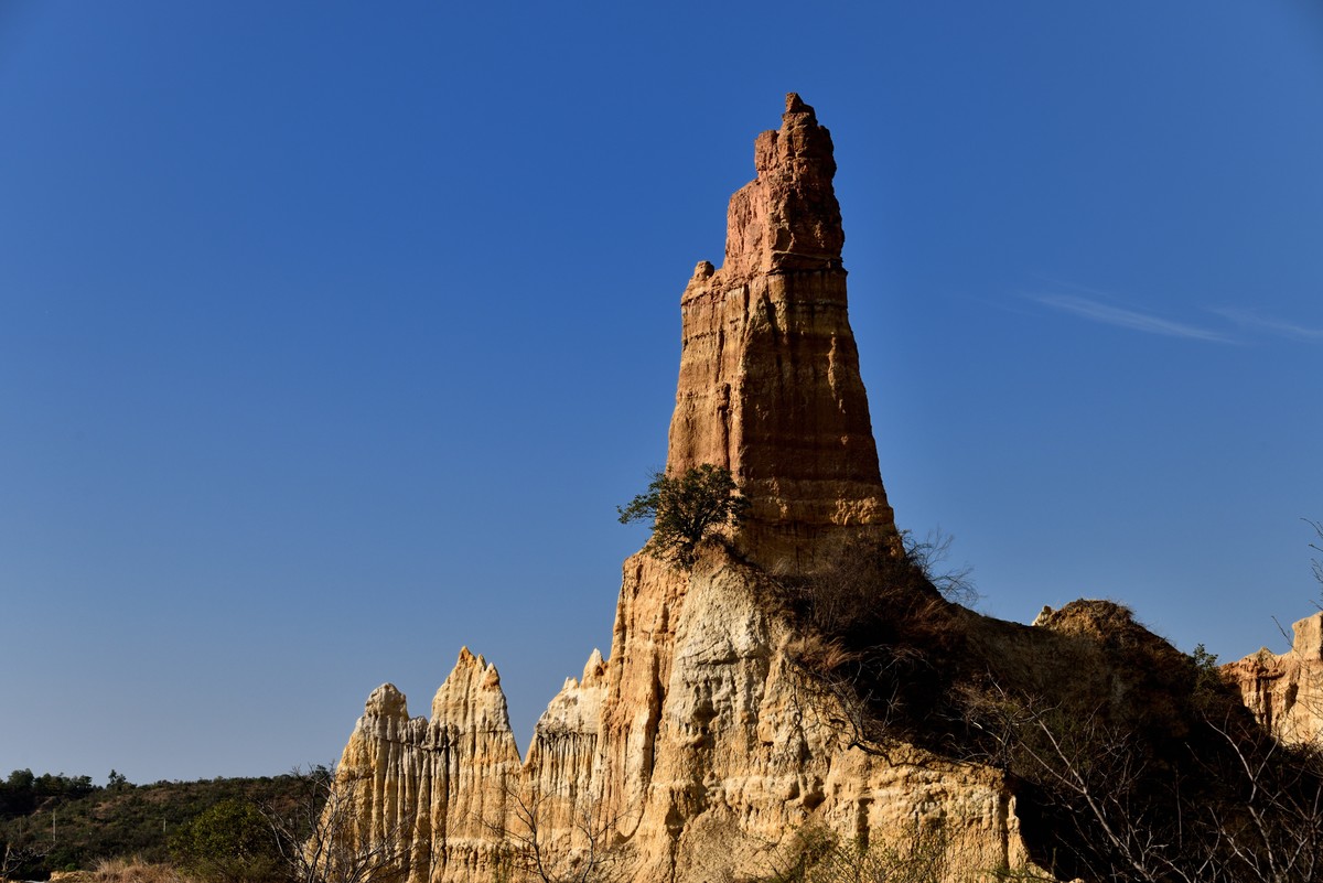 浪巴铺土林【2】