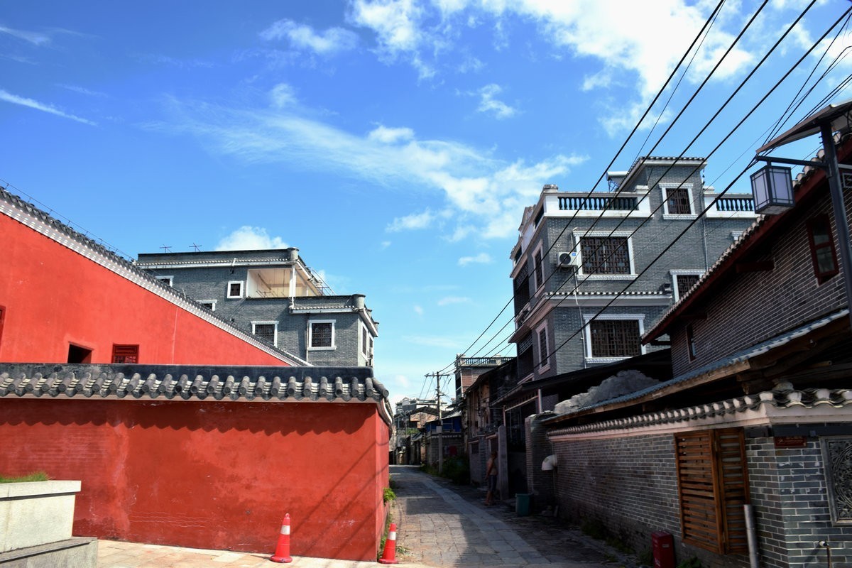 2024夏 海南环岛行（189）倾情演绎着贺州