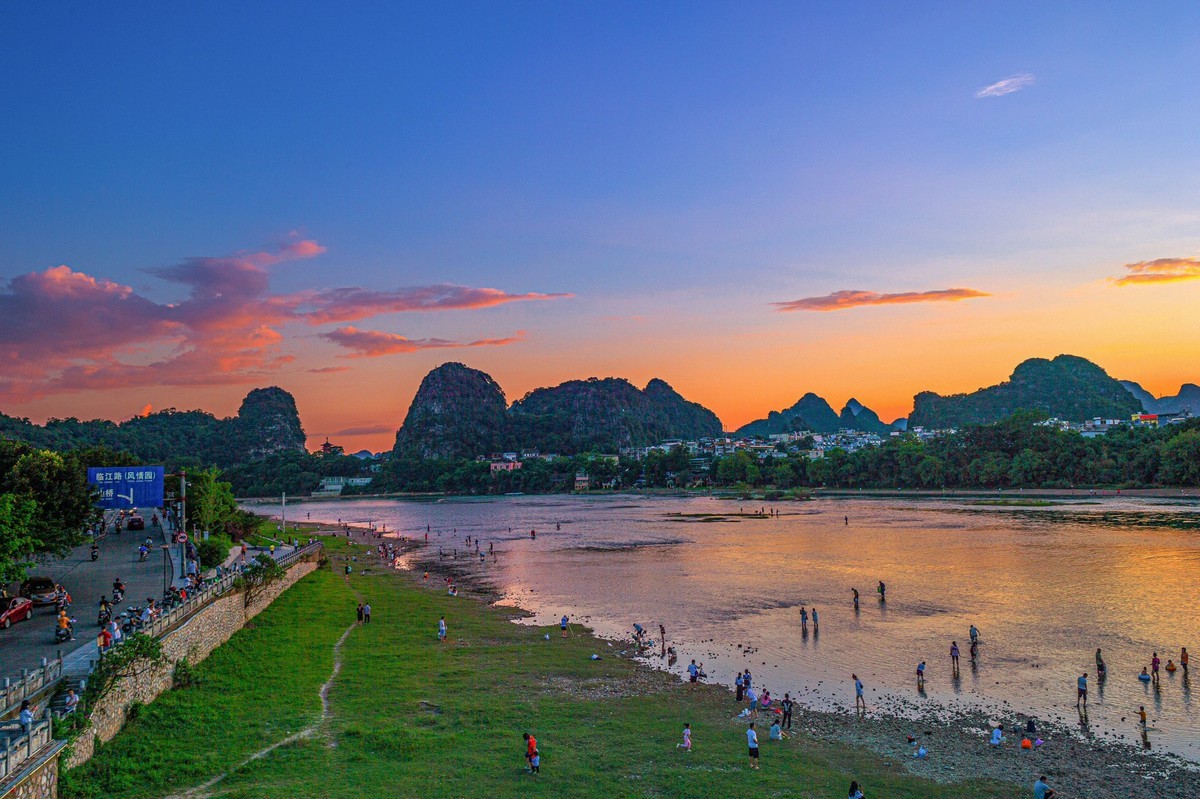 〖夕阳美如画，清风醉晚霞！ 〗晚霞风光 拍摄