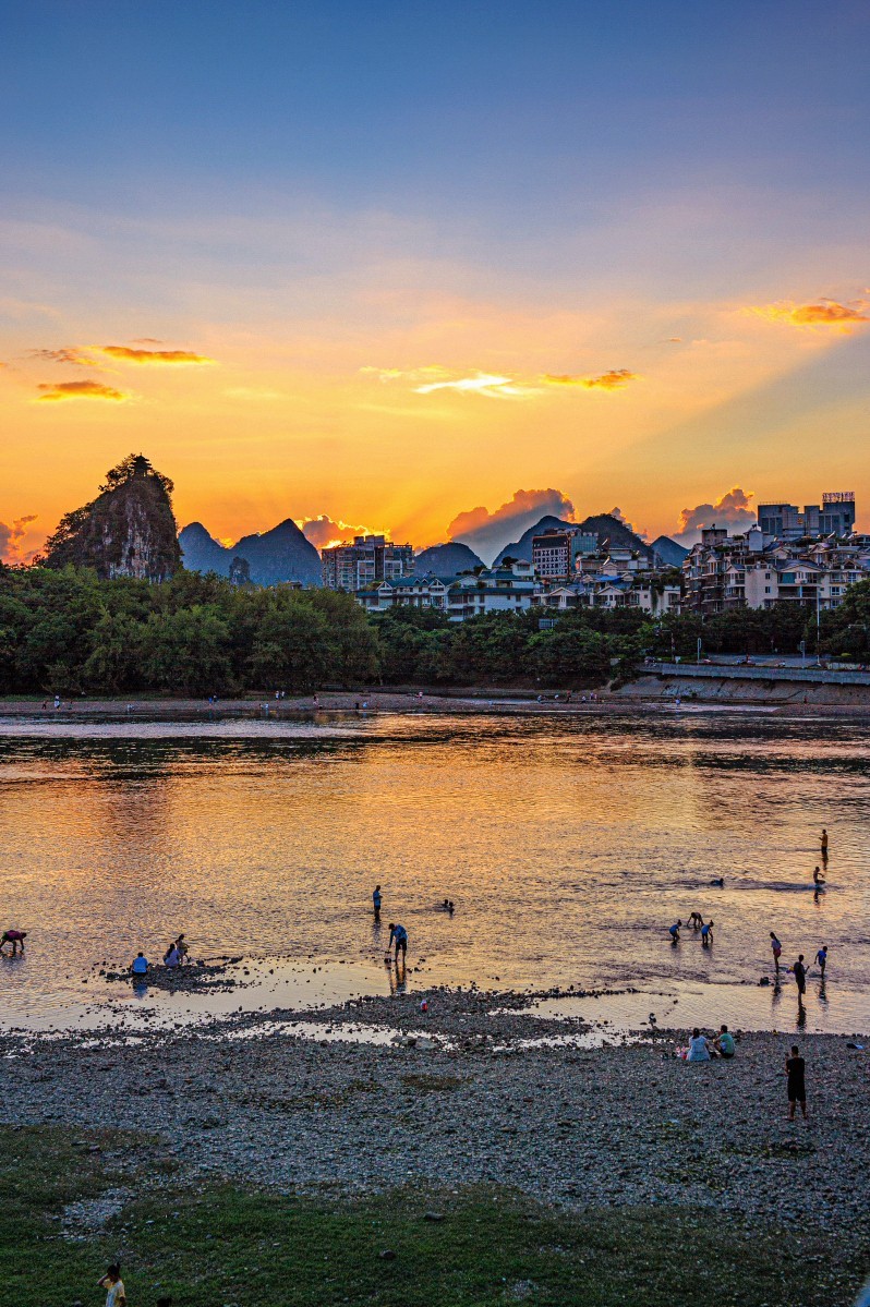 〖夕阳美如画，清风醉晚霞！ 〗晚霞风光 拍摄