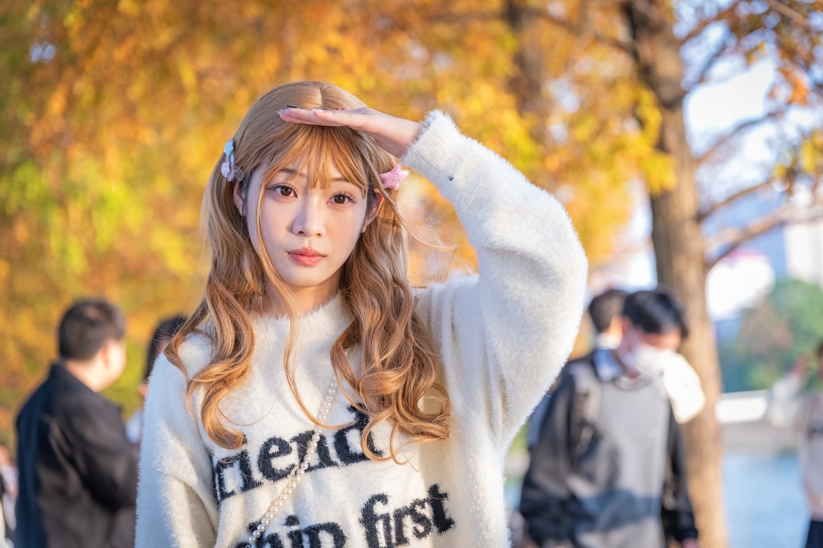 暖冬时节，长沙烈士公园水杉大道蹭拍小美女（z24-120f/4s）