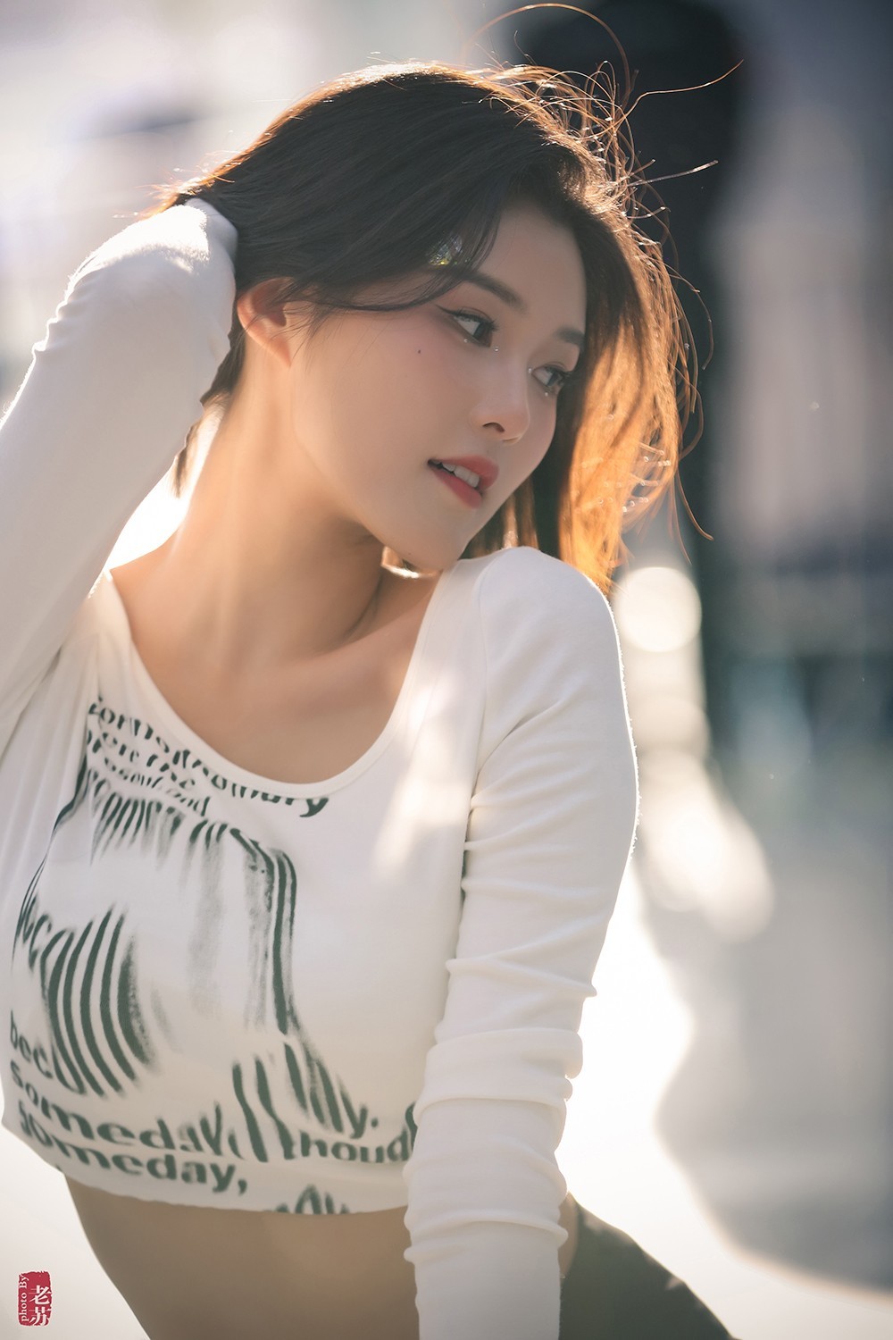 天津十一车展假装给车模程儿小姐姐拍写真03