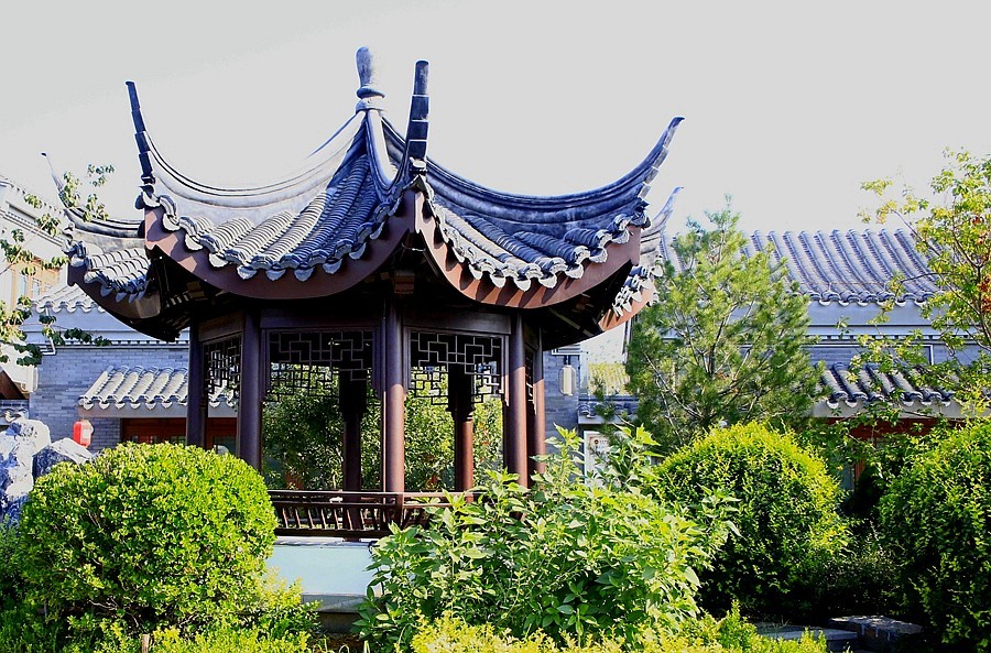 《不老松：纪实摄影》大美沧州系列報道：南川老街里还有个音乐喷泉花园！建筑风格有点