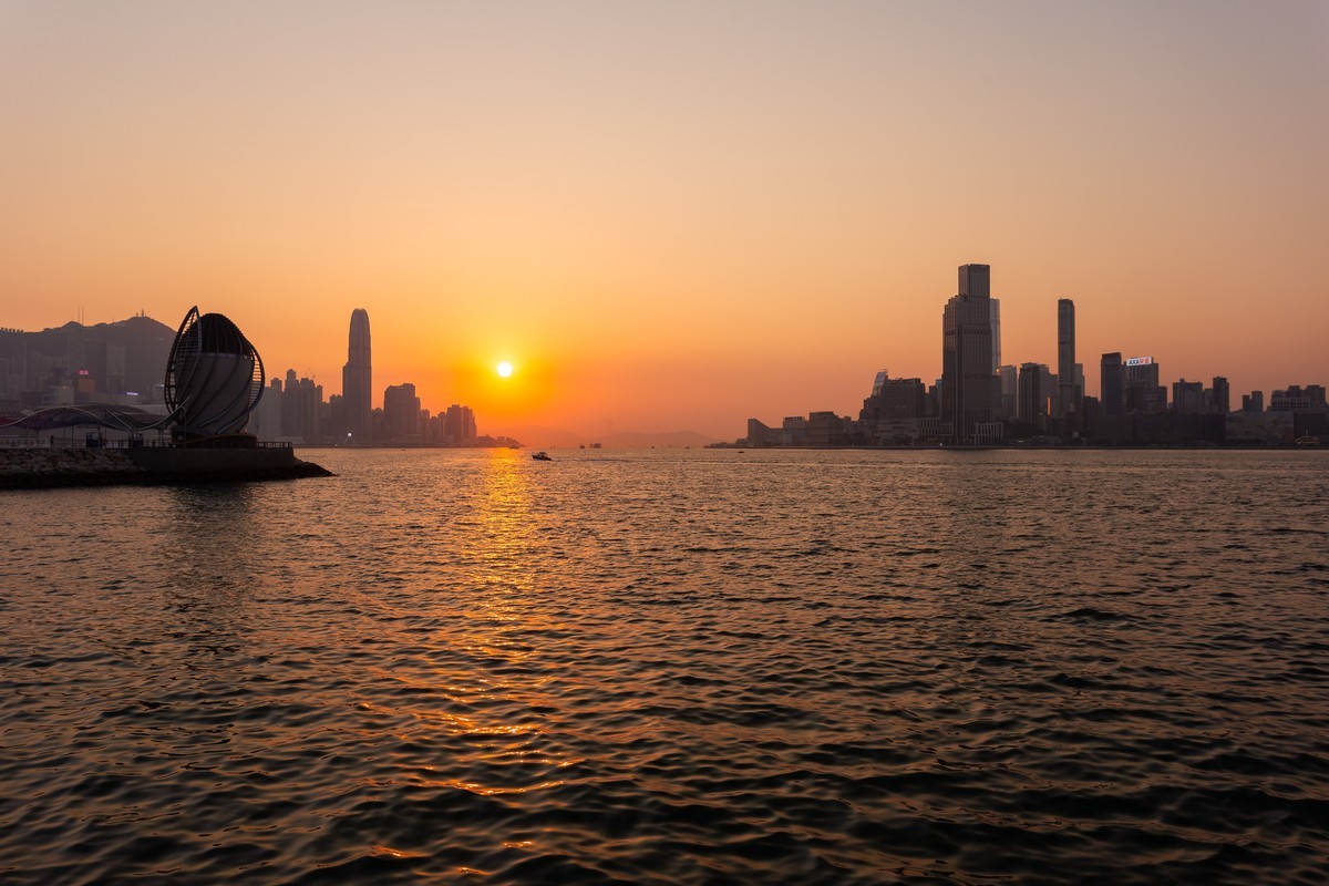 东岸公园观日赏花灯