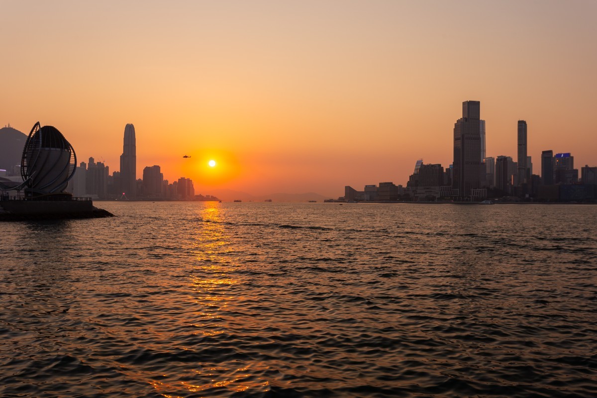 东岸公园观日赏花灯