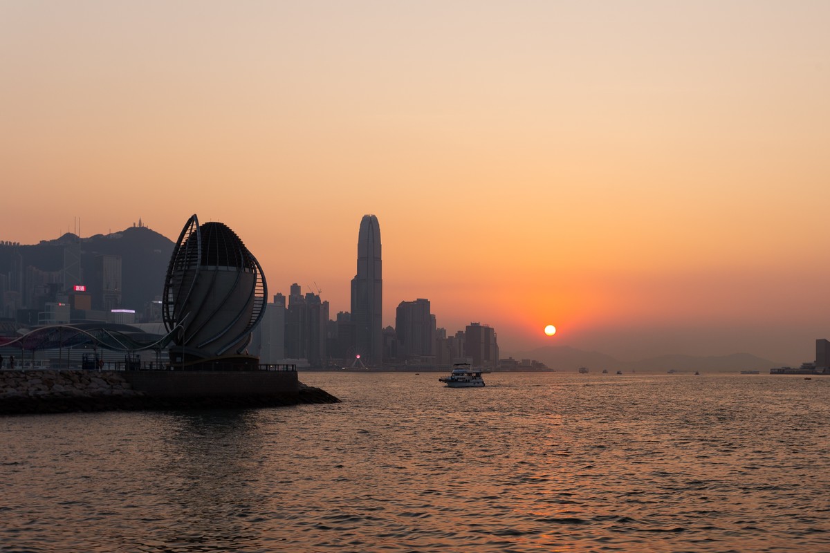 东岸公园观日赏花灯