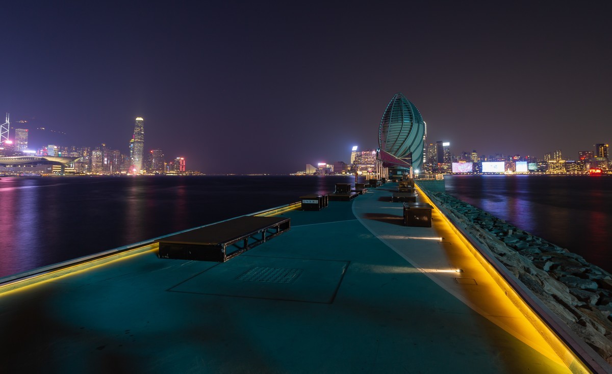 东岸公园观日赏花灯