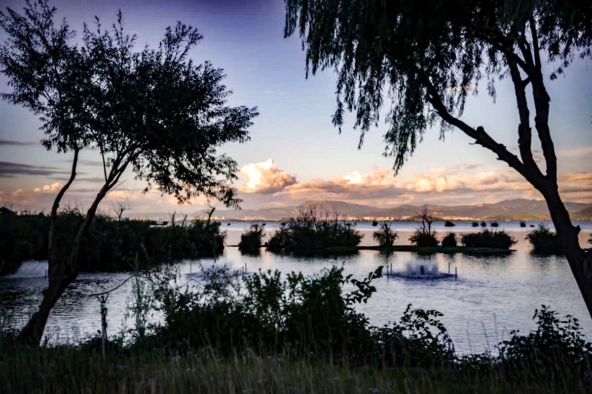 昆明滇池南岸凤光2