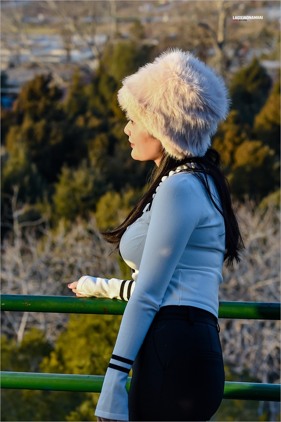 2022年第113贴室外人像抓拍1150215f