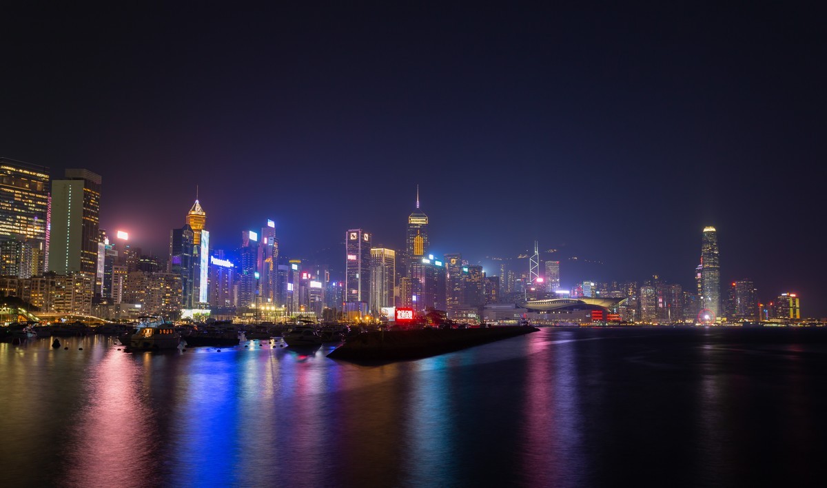 东岸公园观日赏花灯