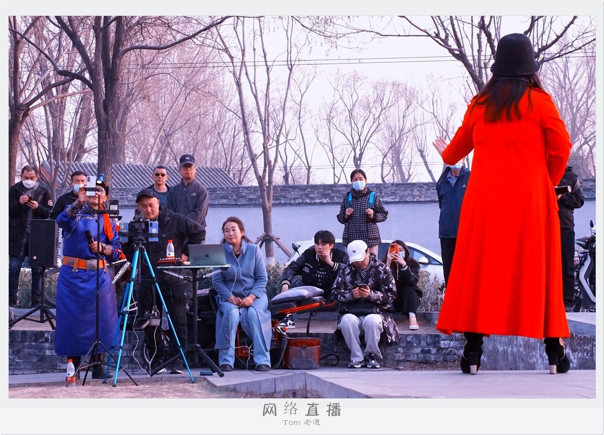 周末扫街 人山人海