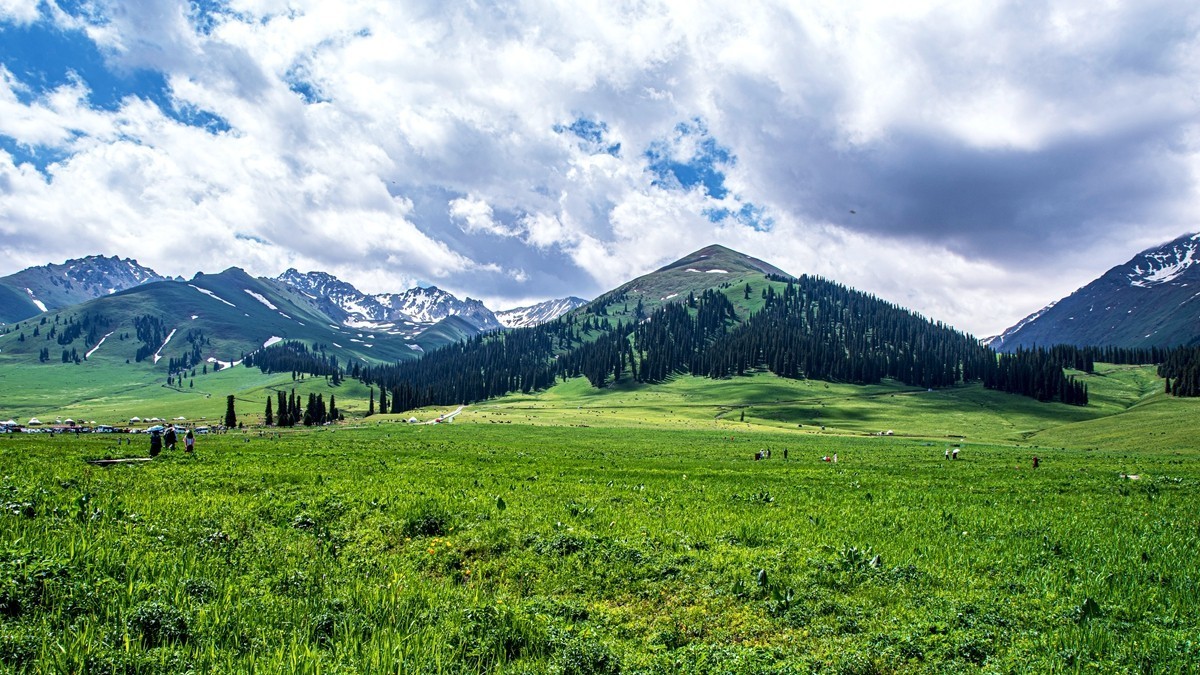 新疆行游--那拉提草原【10】