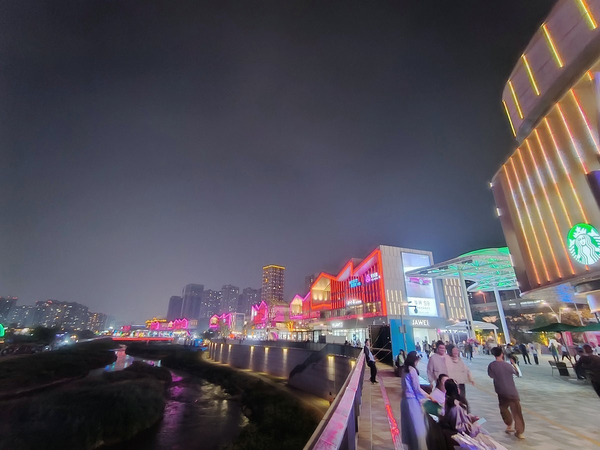 漫步星城 走街串巷（491）溪悦荟示范公园