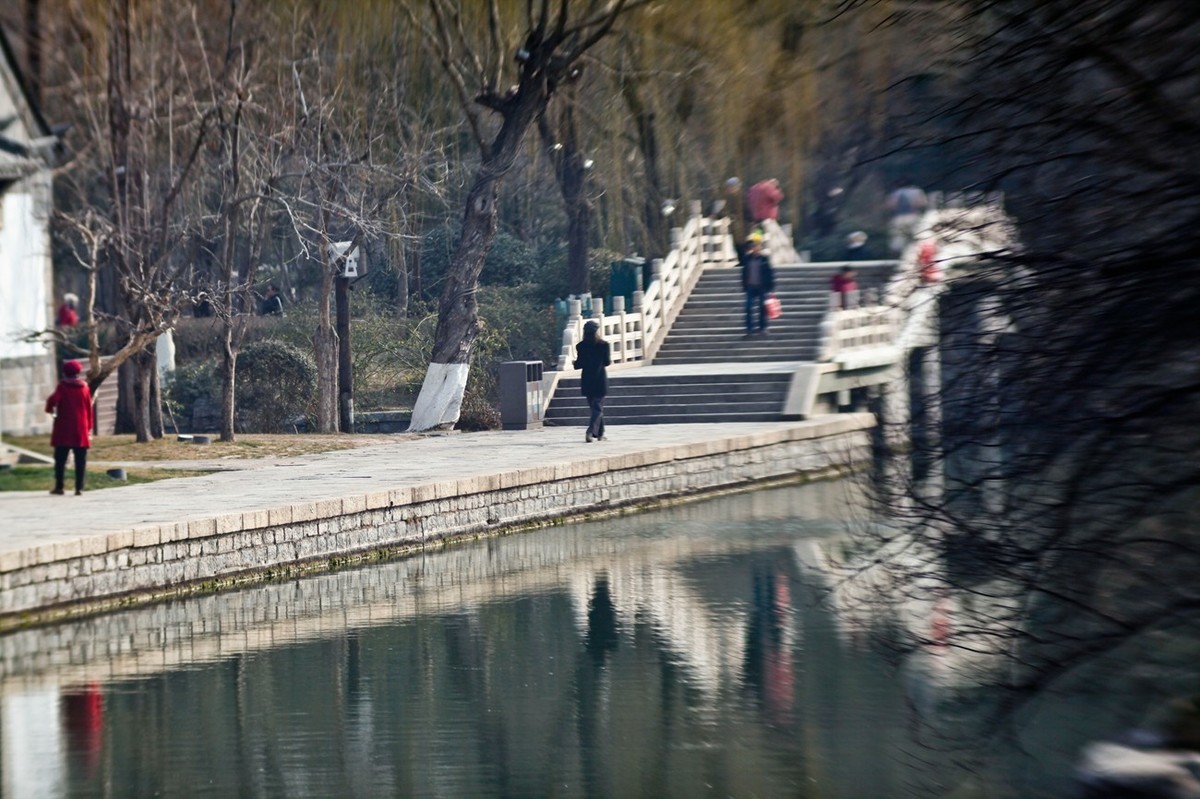 早春——明湖小景