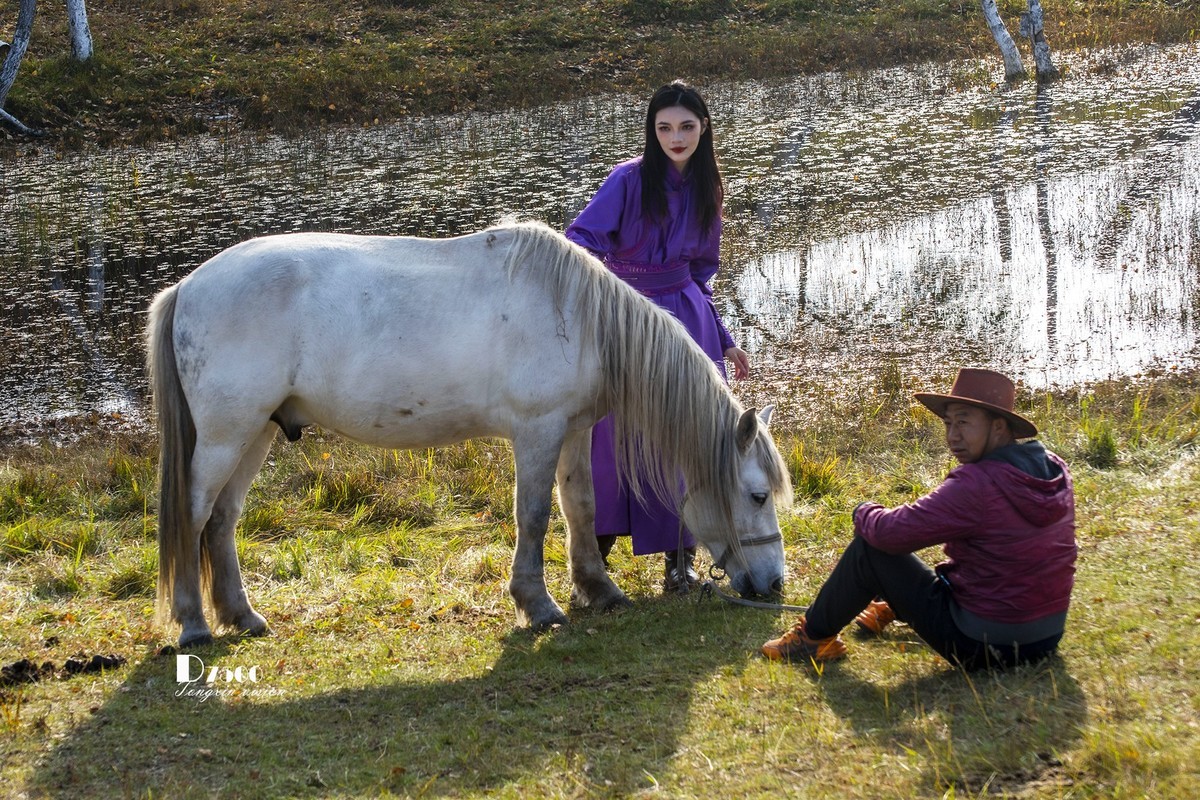 乌兰布统——美女与情哥哥（4）