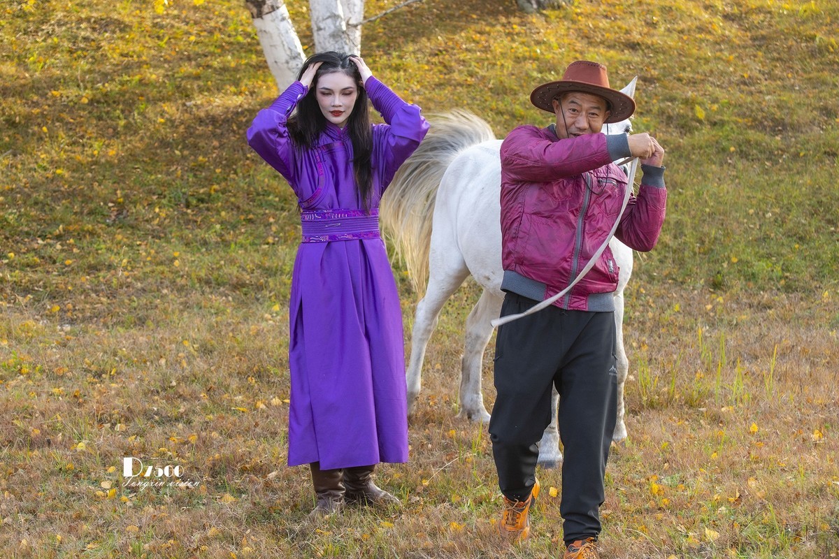 乌兰布统——美女与情哥哥（4）