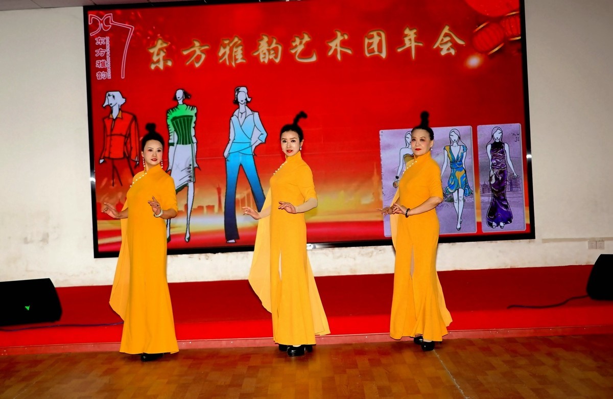 室内环境人像---年会上！