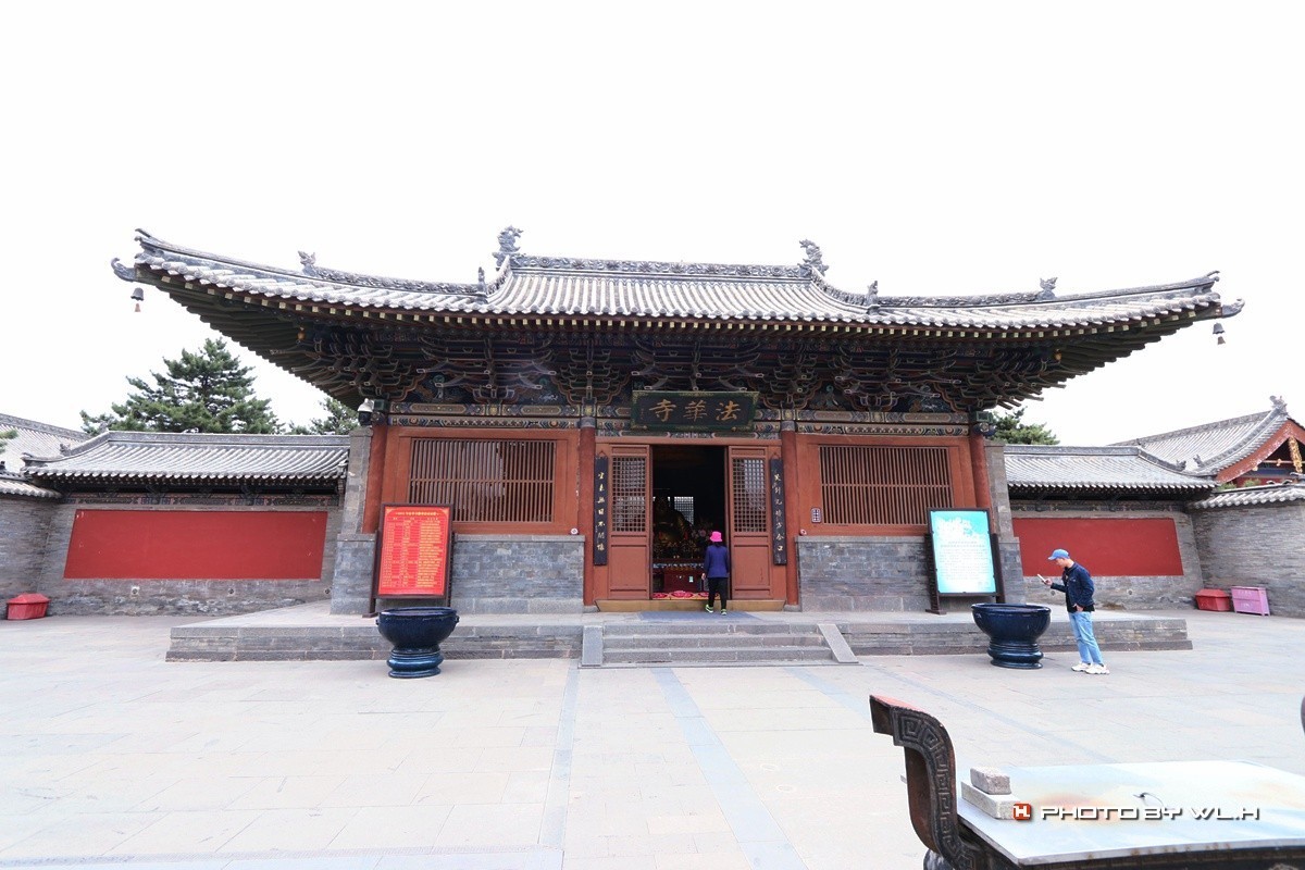 晋陕行——大同古城之法华寺、九龙壁和四牌楼