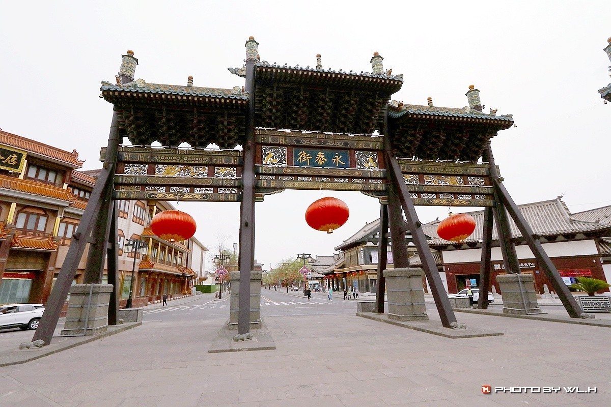 晋陕行——大同古城之法华寺、九龙壁和四牌楼