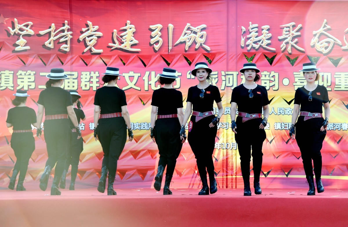 d850十24.120镜头拍的舞台走秀