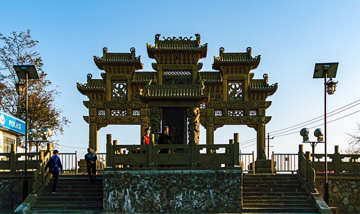 随                               拍