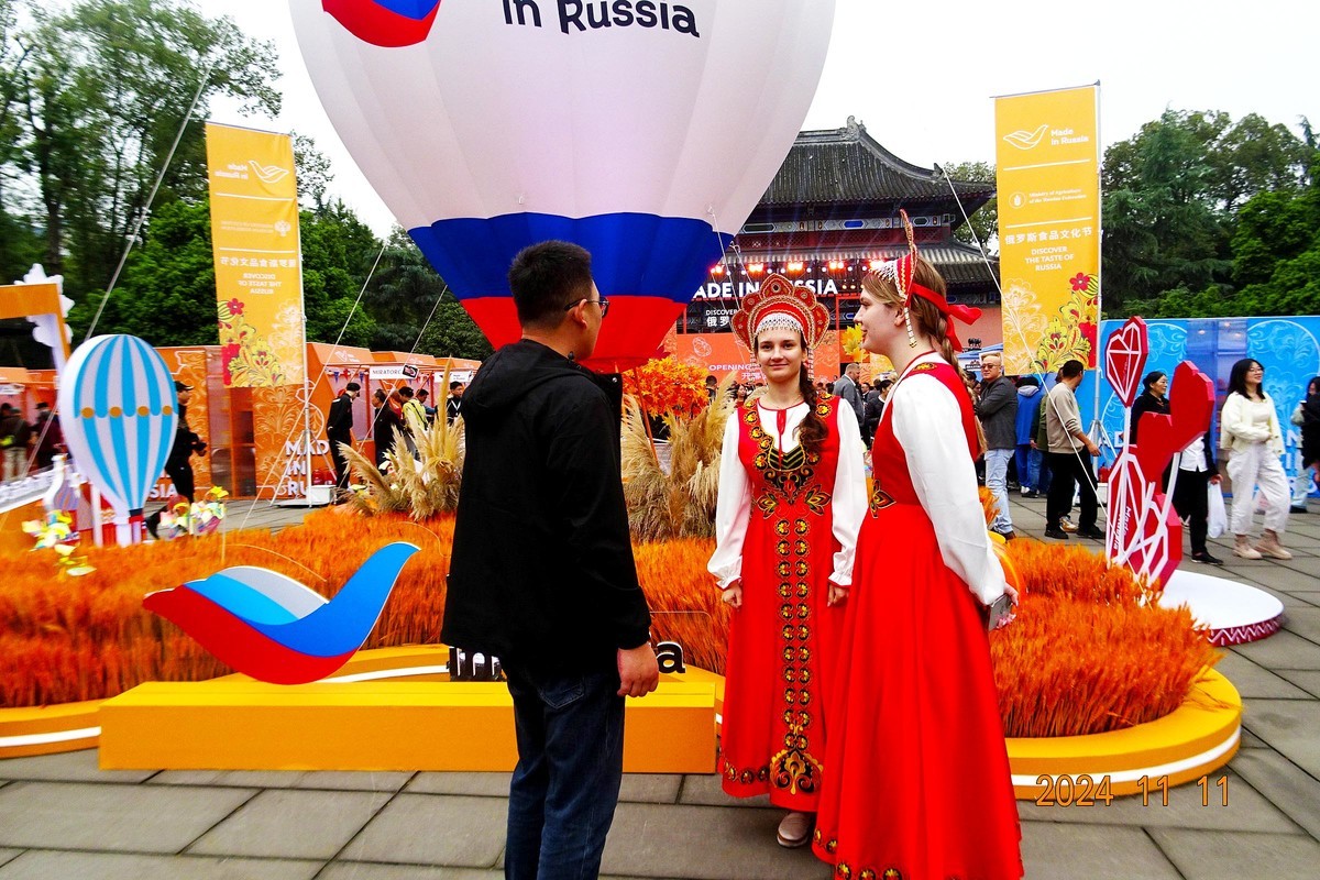 “俄罗斯食品文化节”成都站进行时