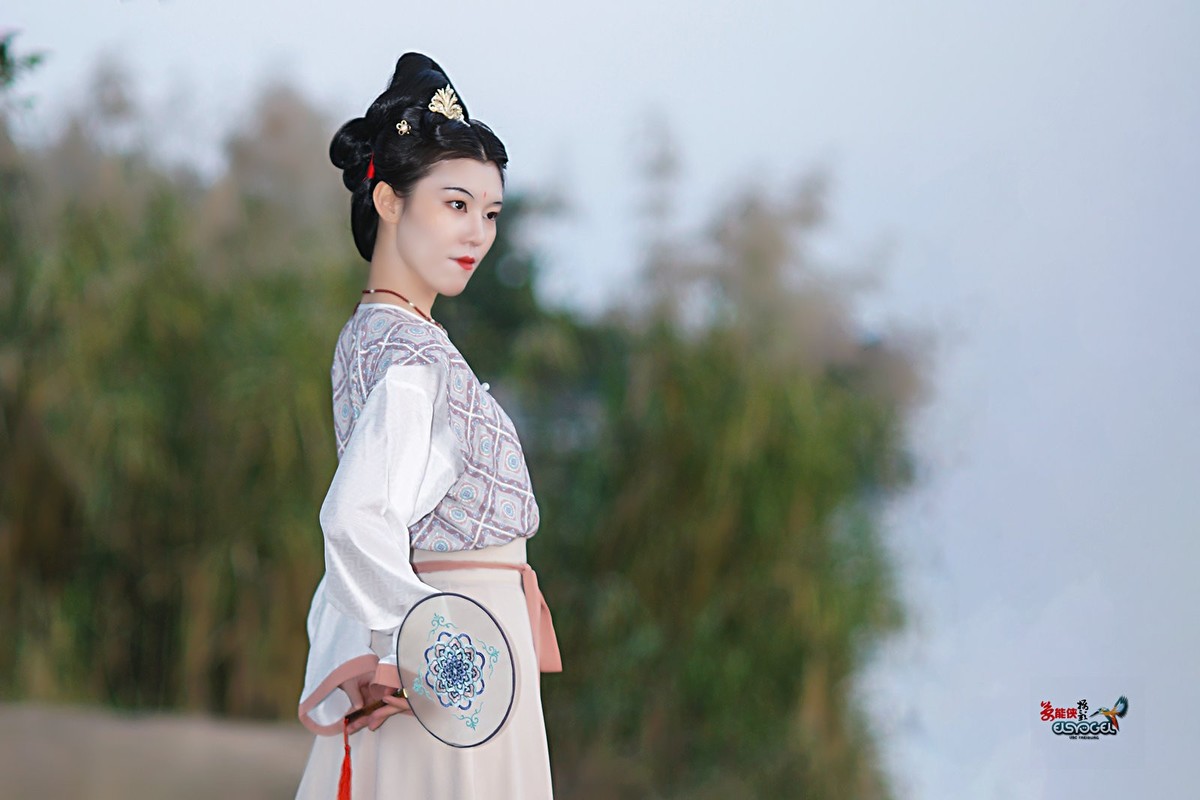 【初唐美女】---小宝