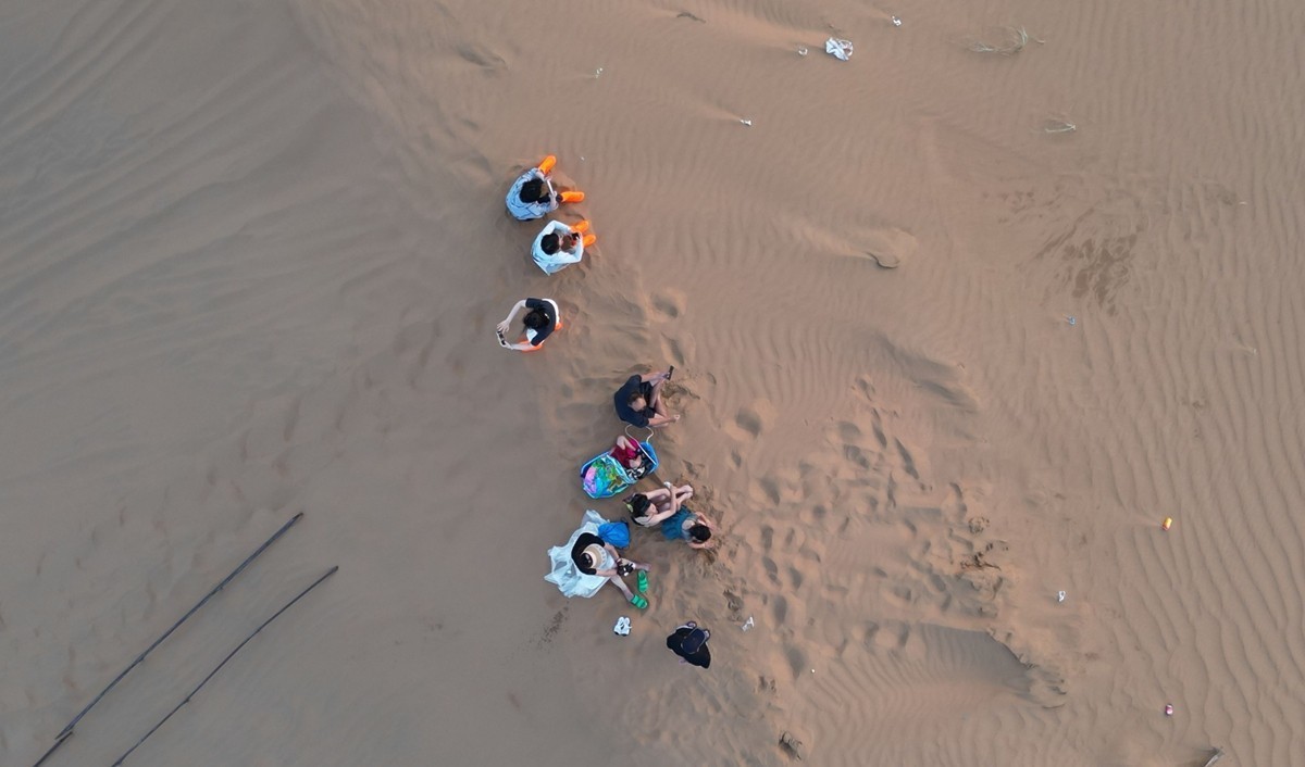 腾格里沙漠航拍一