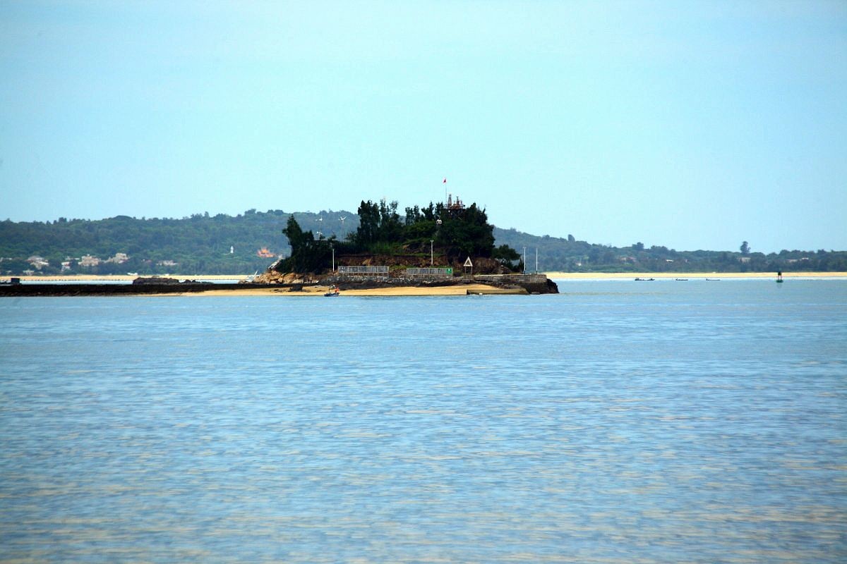 厦门沙滩——对面便是金门岛