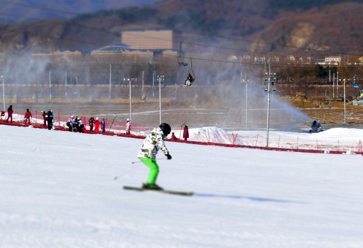 滑雪场掠影
