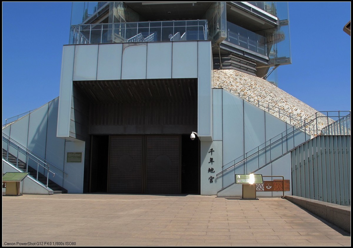 南京大报恩寺，鸡鸣寺，玄武湖。