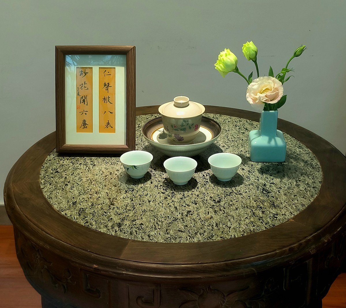 天气热，逛商场。