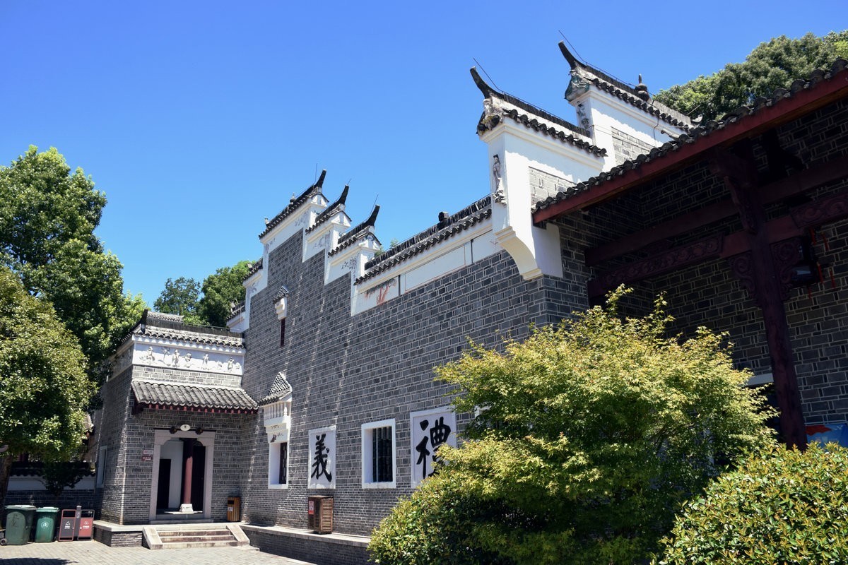 2022夏 湘赣边（89）耿飚一生的光辉业绩