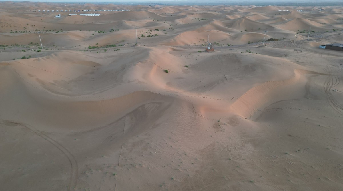 腾格里沙漠航拍一