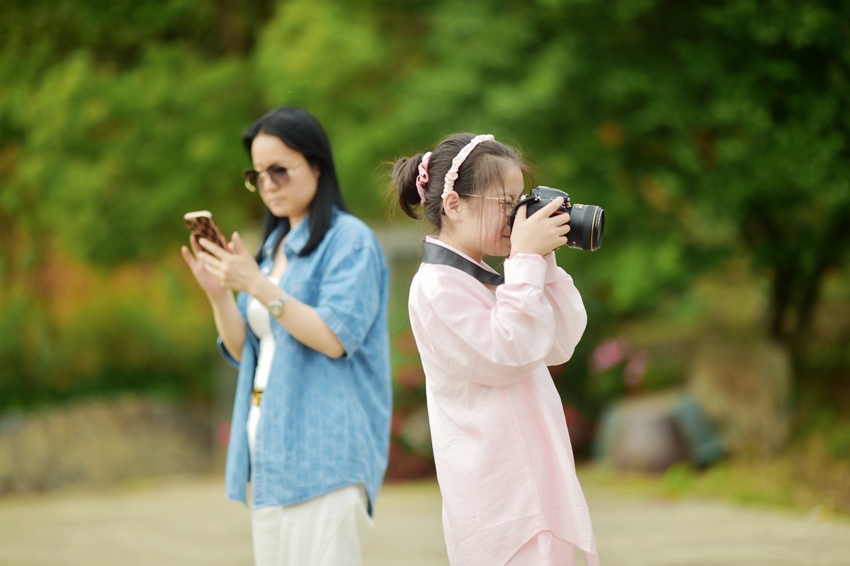 游宁国诚信园林月季园D4S+105 1.4E/ZF 50 1.2