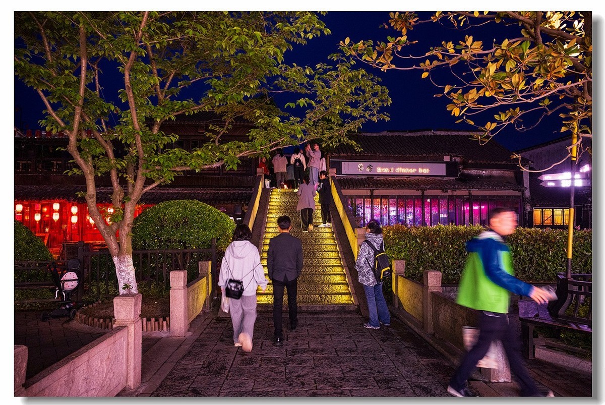 无三角架手持拍摄一一西塘古镇夜景