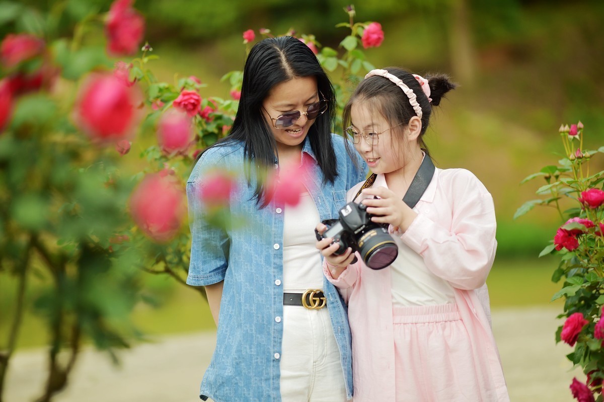 游宁国诚信园林月季园D4S+105 1.4E/ZF 50 1.2