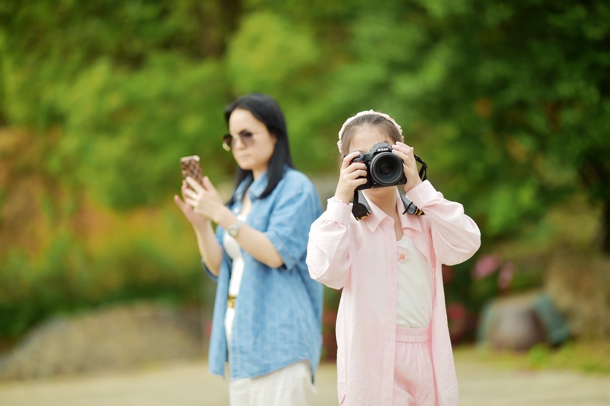 游宁国诚信园林月季园D4S+105 1.4E/ZF 50 1.2