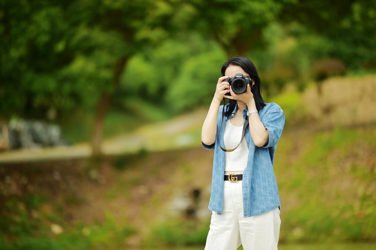 游宁国诚信园林月季园D4S+105 1.4E/ZF 50 1.2