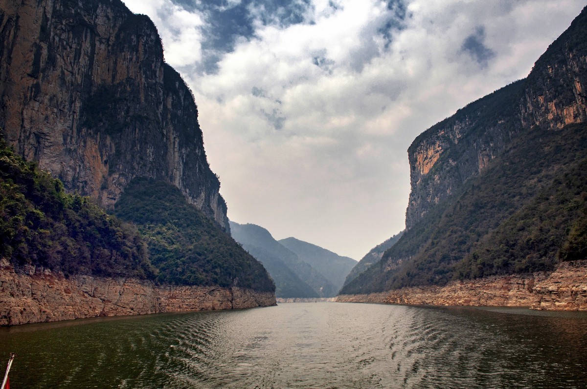 再发（船游大清江）