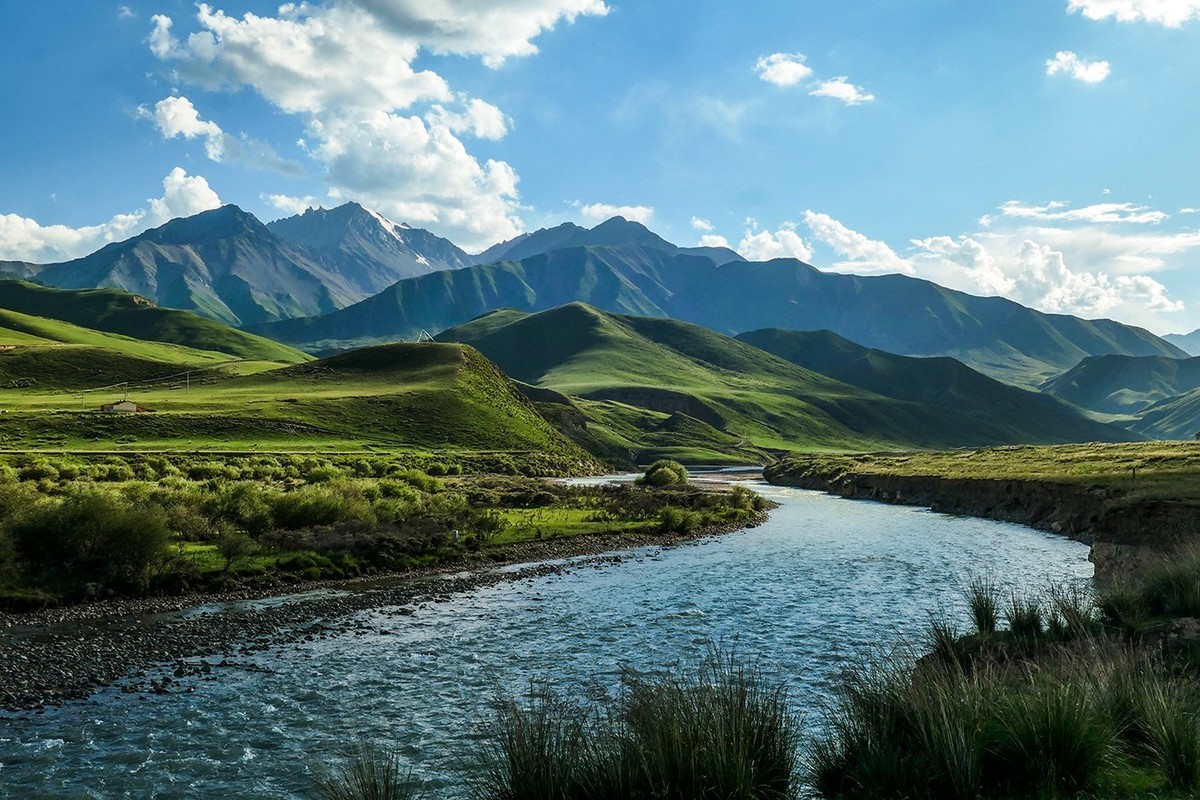 行走在祁连山中-中关村在线摄影论坛